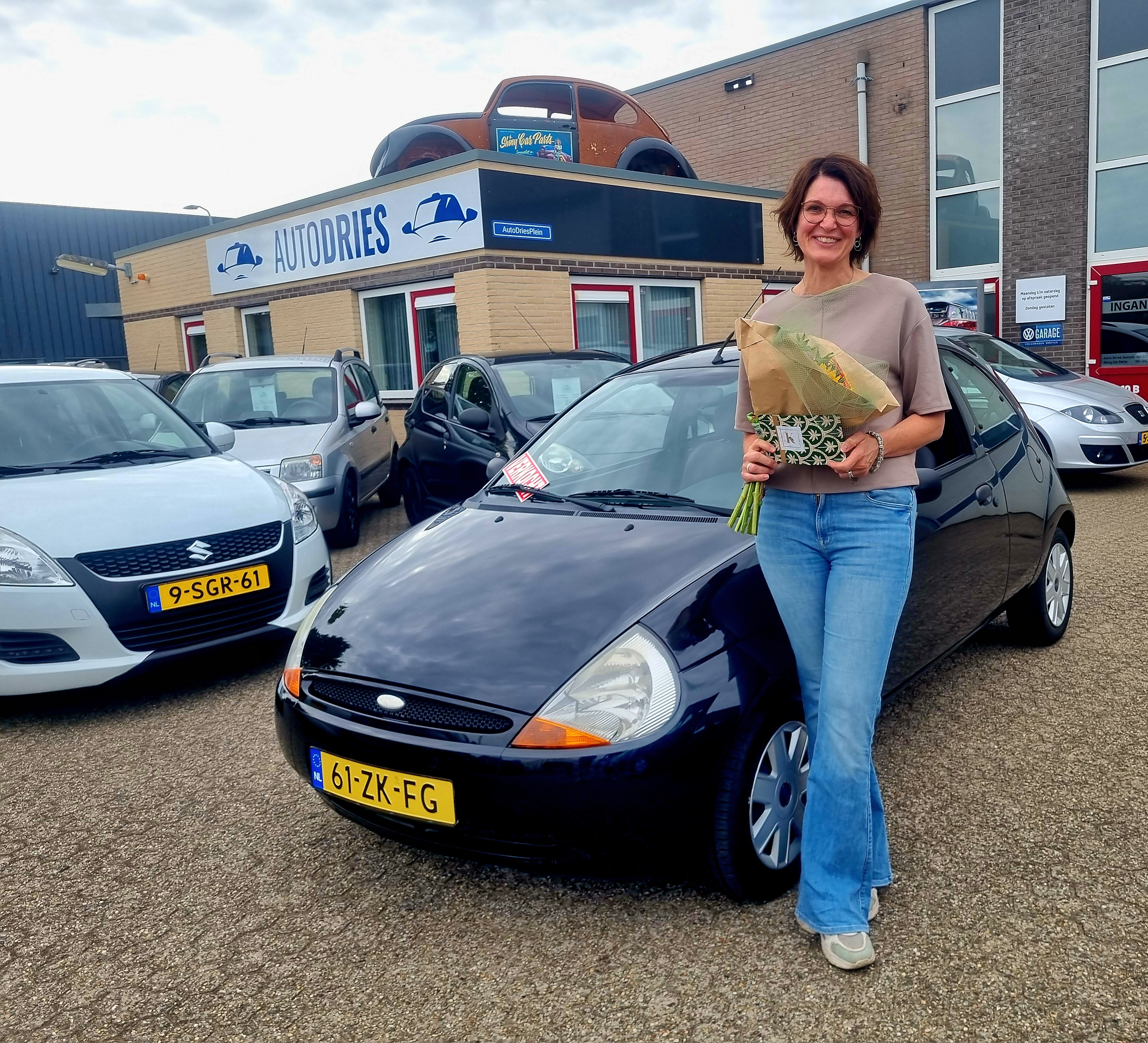 Blije klant bij Auto Dries Aalten
