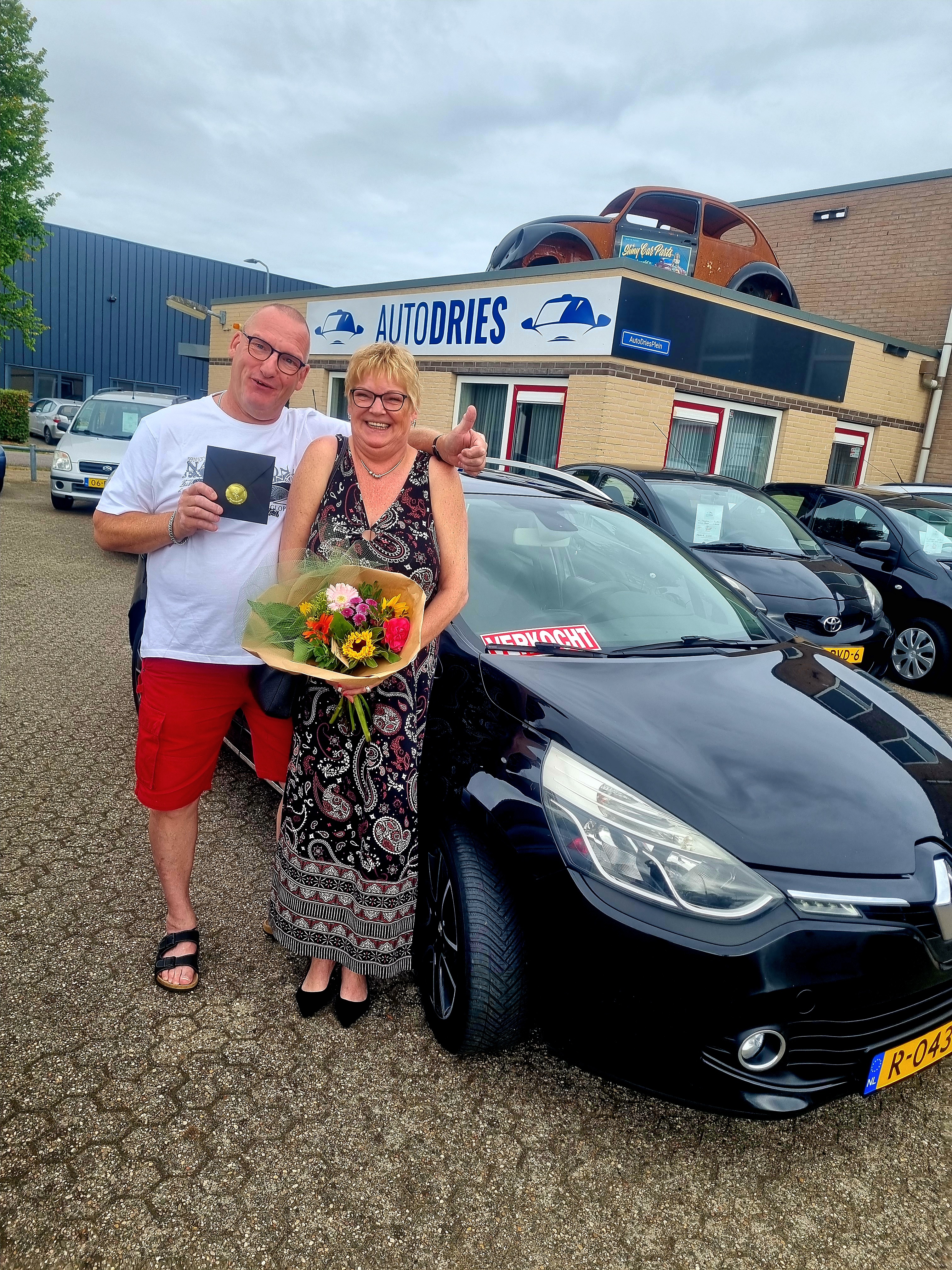 Blije klant bij Auto Dries Aalten