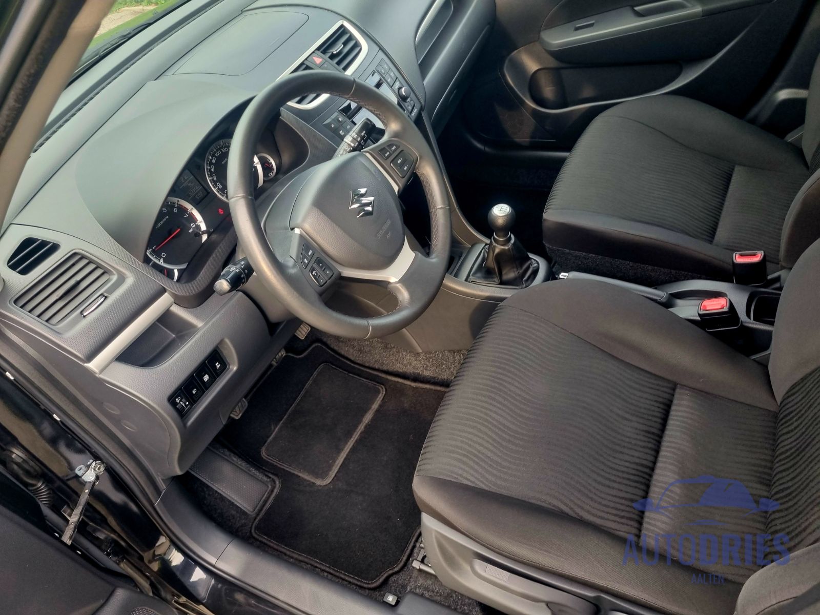 Suzuki Swift Special Two Tone
