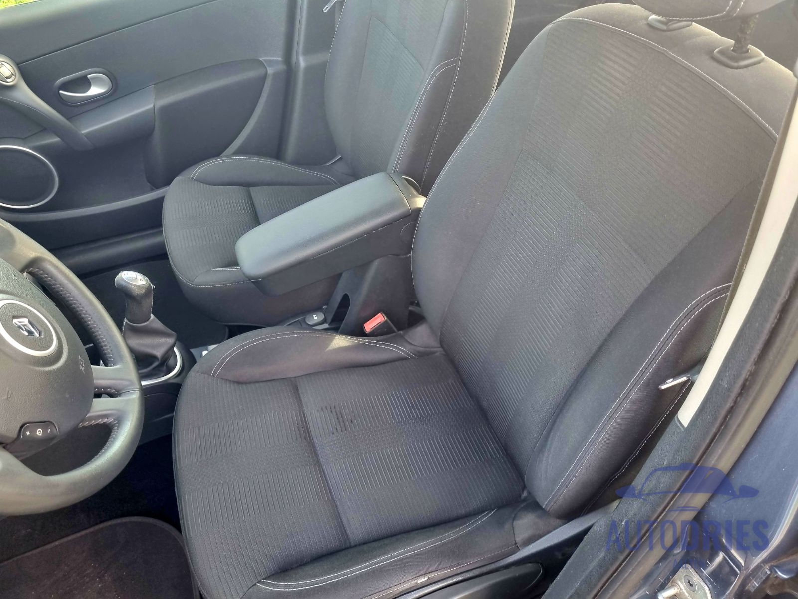 Renault Clio 1.2 Anniversary