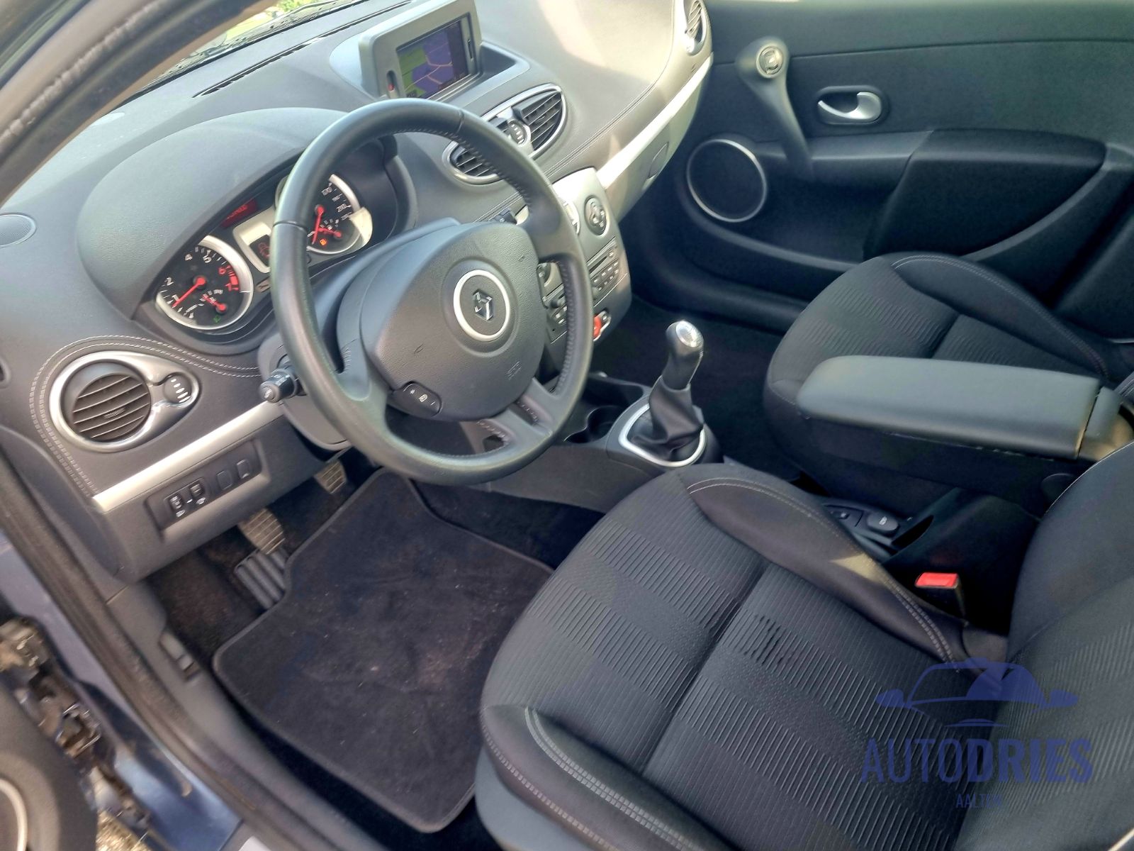 Renault Clio 1.2 Anniversary