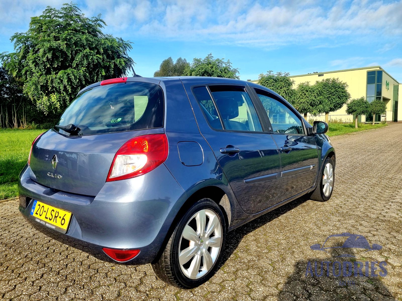 Renault Clio 1.2 Anniversary