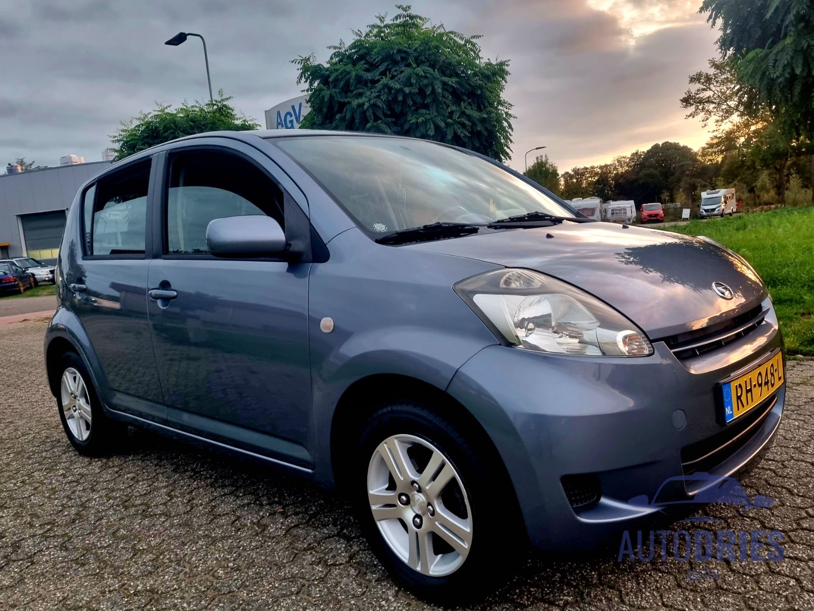 Daihatsu Sirion 2