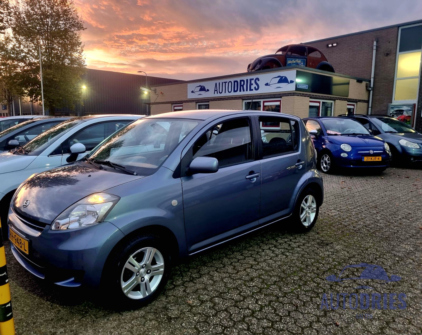 Daihatsu Sirion 2